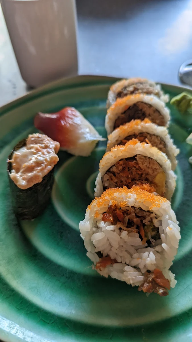 Surf Clam Hokkigai and California Roll, Shizen Japanese Restaurant