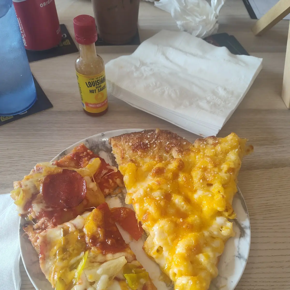 Mac N Cheese Pizza