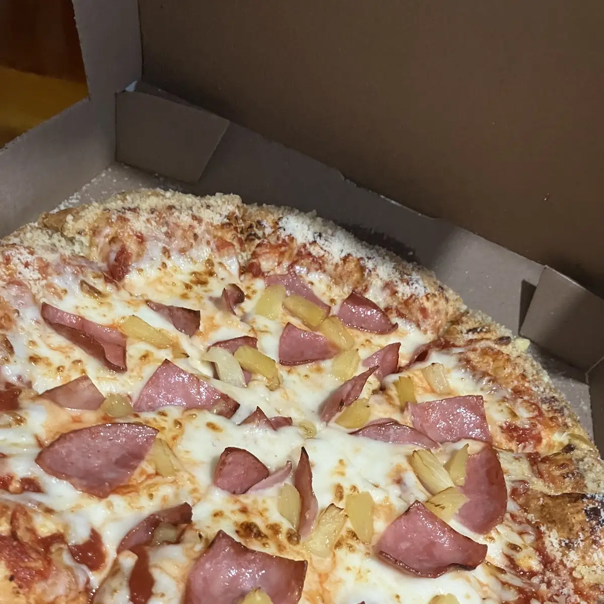 Hawaiian Pizza
