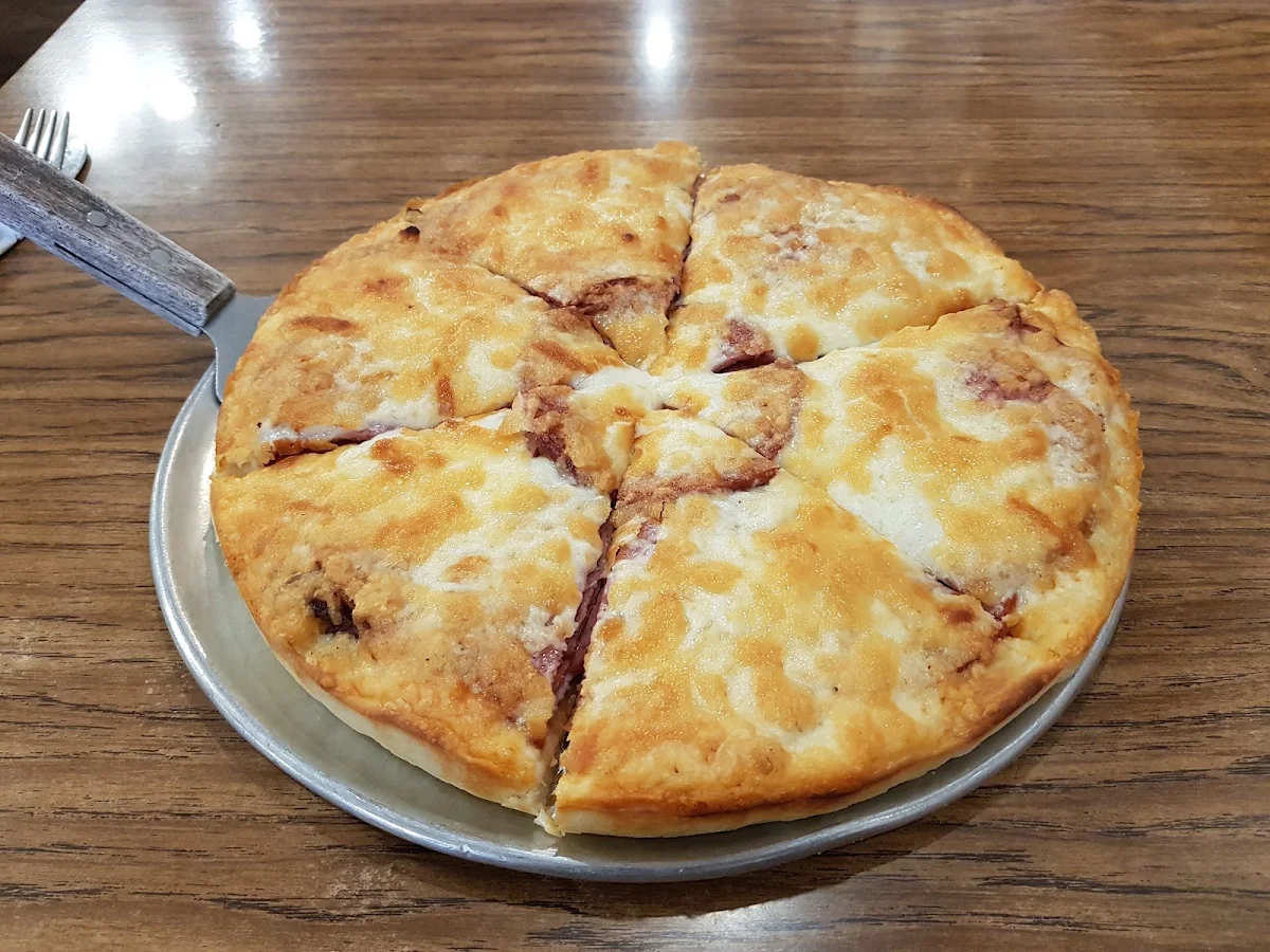 All Meat Pizza, Canada Cafe
