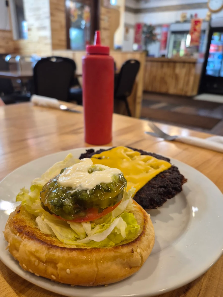Highlights, Canada Cafe