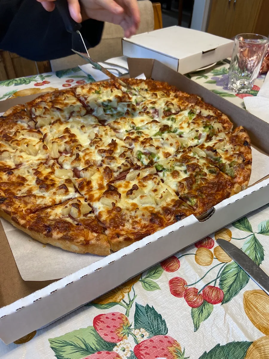 Style Pizza, Canada Cafe