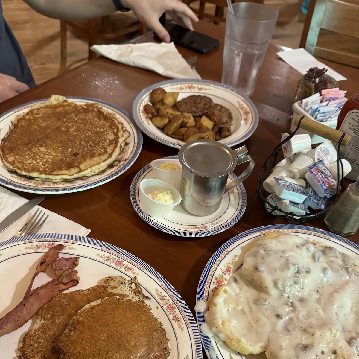 Biscuits with Sausage Gravy
