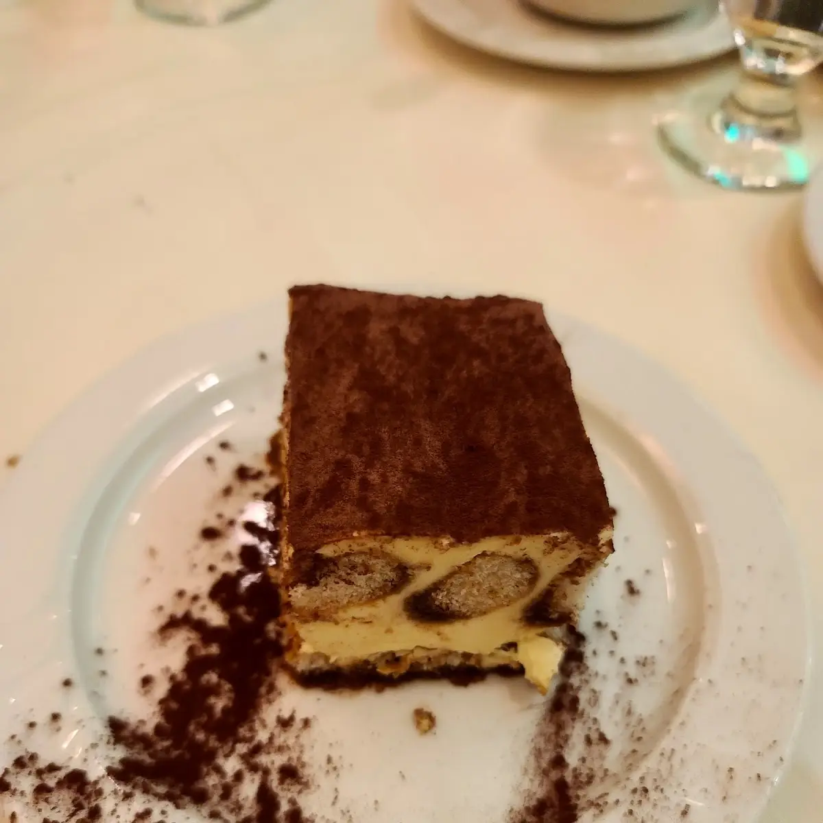 Tiramisu Cake