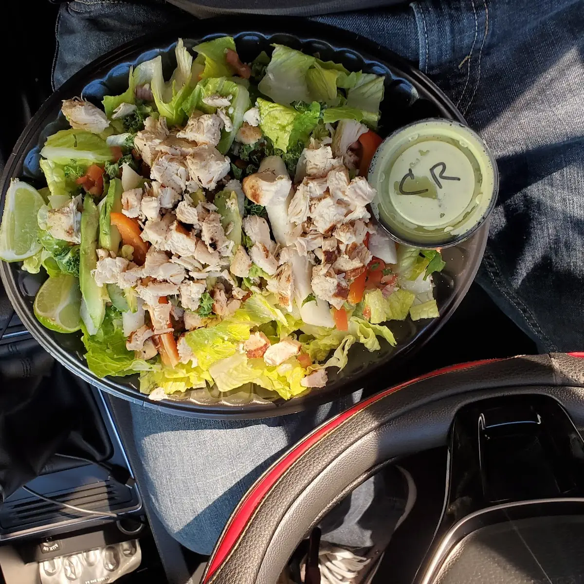Ensalda de Pollo Ala Parrilla