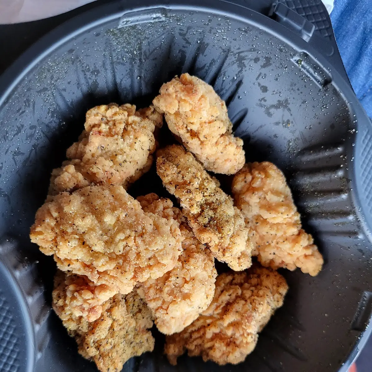 Lemon Pepper Dry Rub Boneless Wings