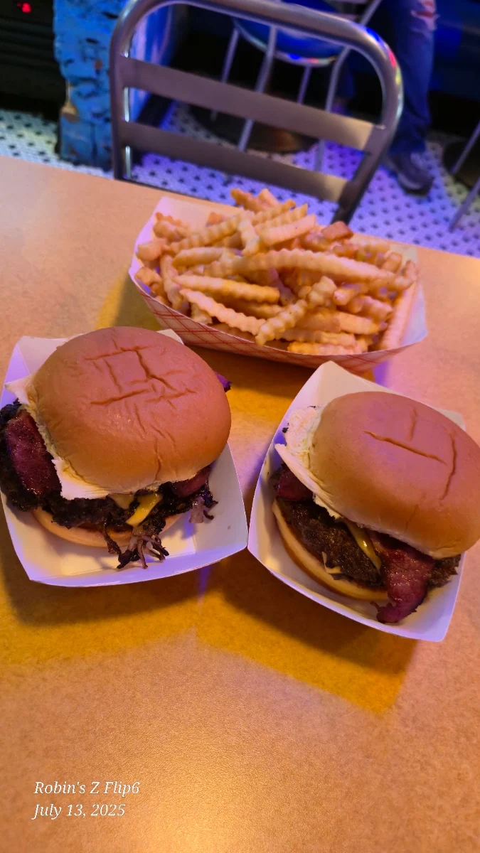 Classic Cheeseburger with Regular Fries, Super Smash Burgs – Markham