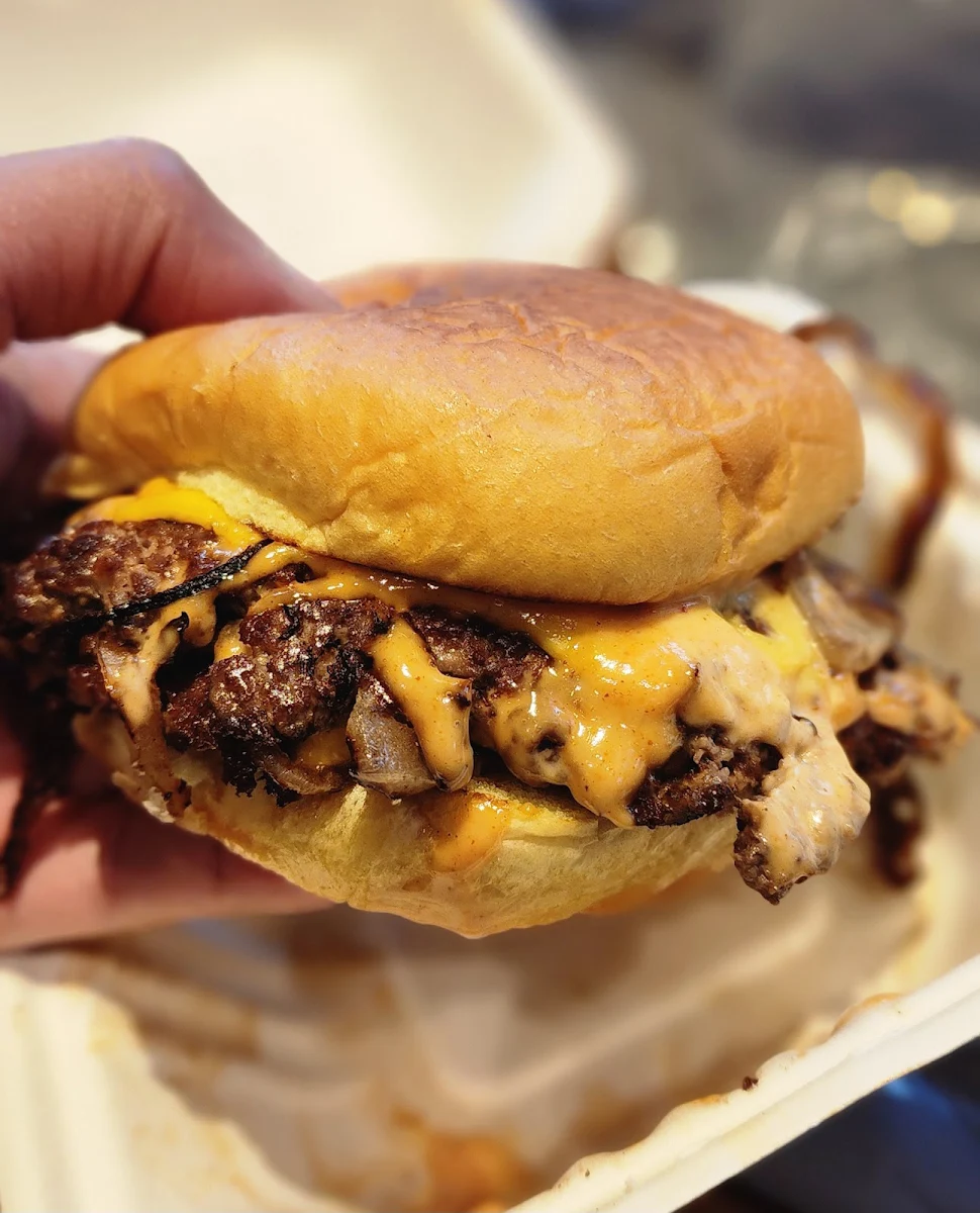 Double Cheeseburger Combo, Super Smash Burgs – Markham