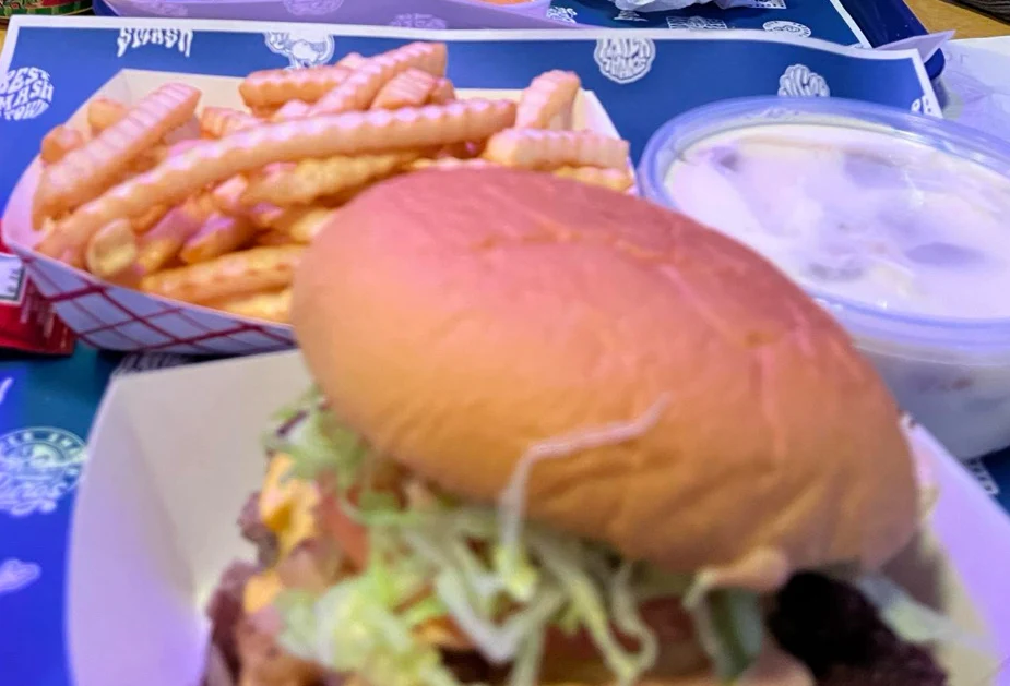 Smash Burger and Crinkle Cut Fries, Super Smash Burgs – Markham