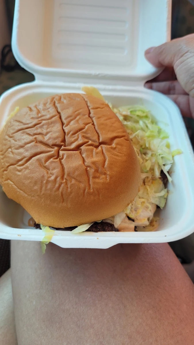 Smash Classic Burger with Lettuce and Tomato, Super Smash Burgs – Markham