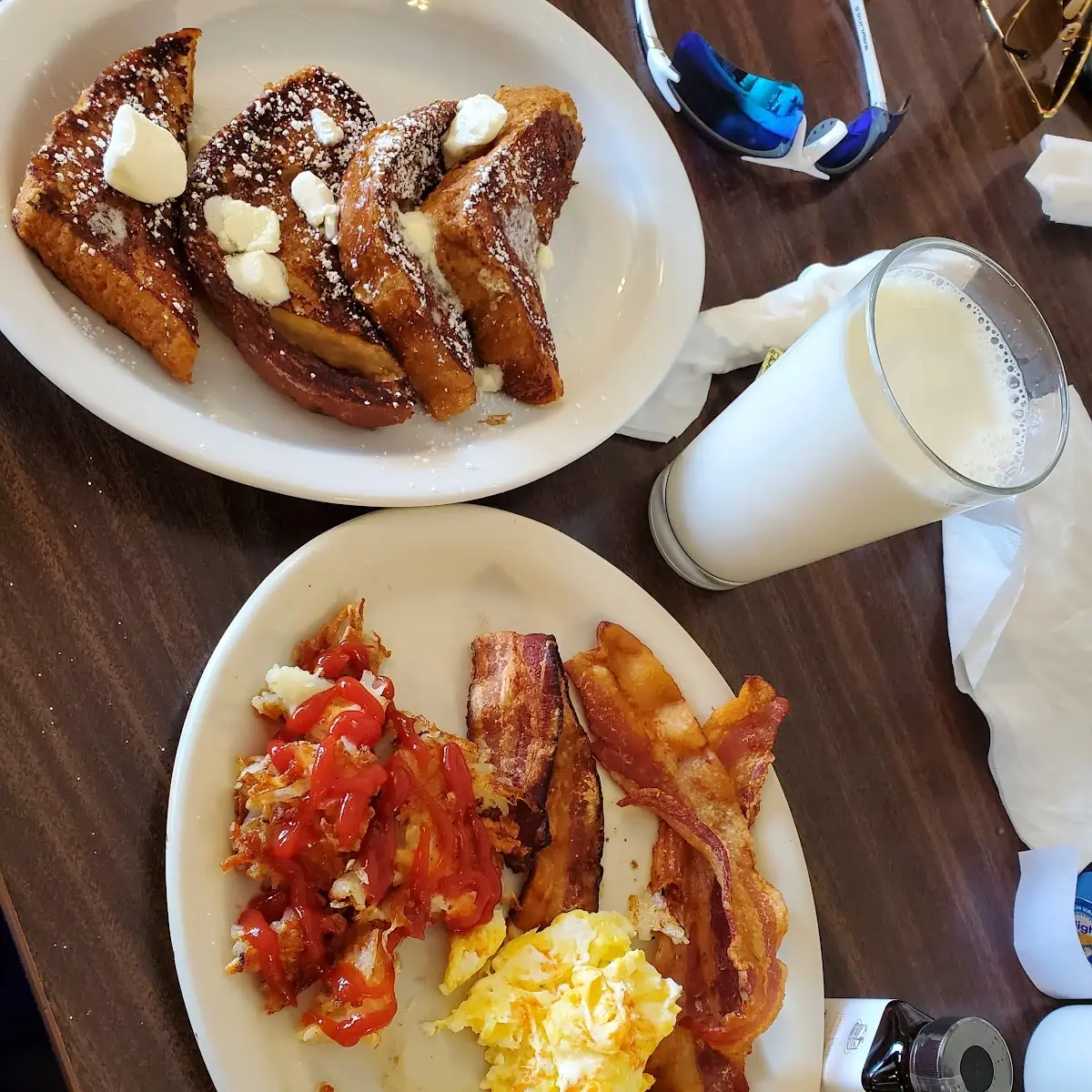 French Toast Combo with Bacon and Eggs