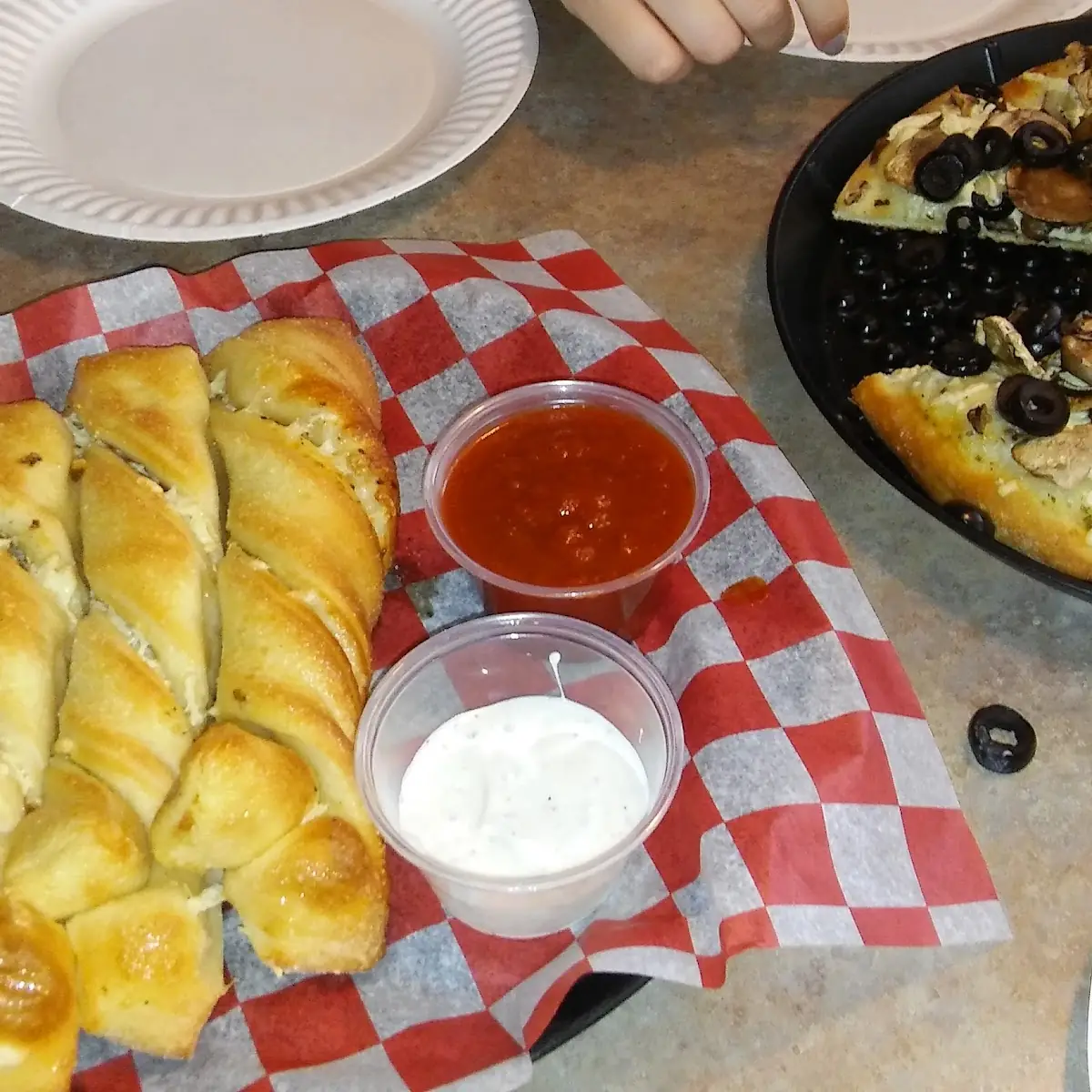 Create Your Own Vegan Pizza