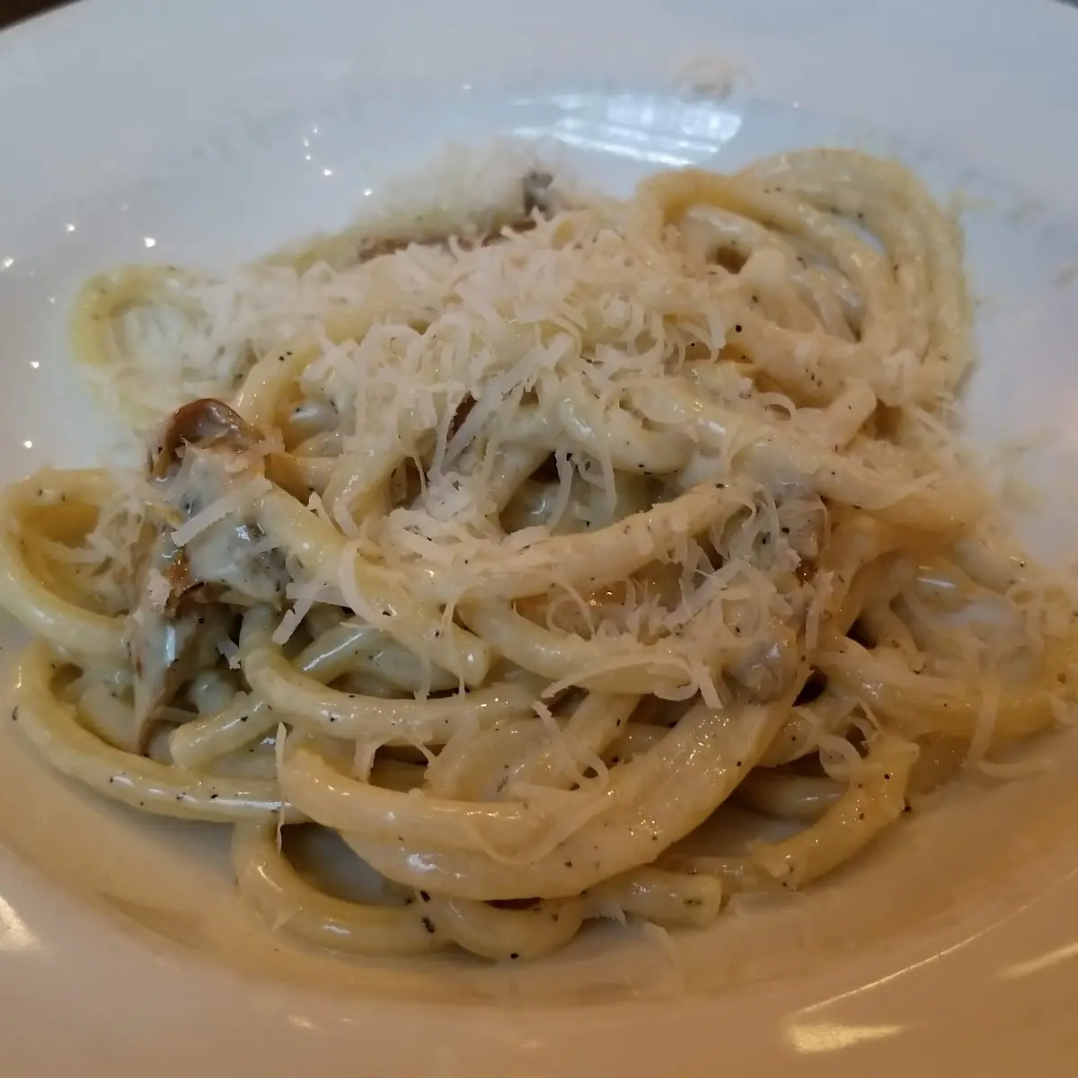 Fettuccine Alfredo