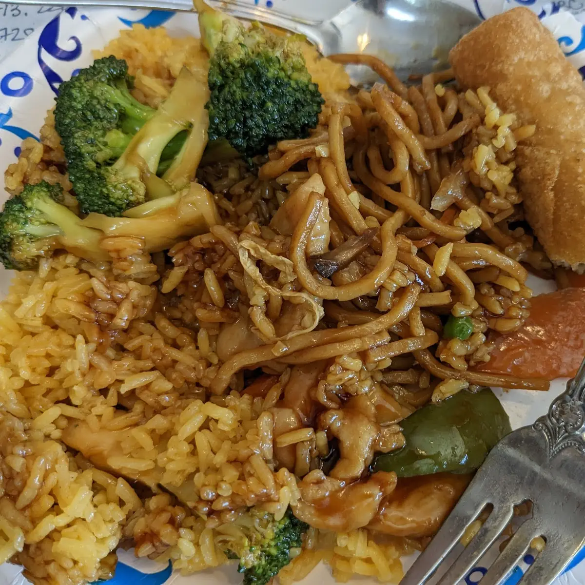 Lunch Chicken Lo Mein