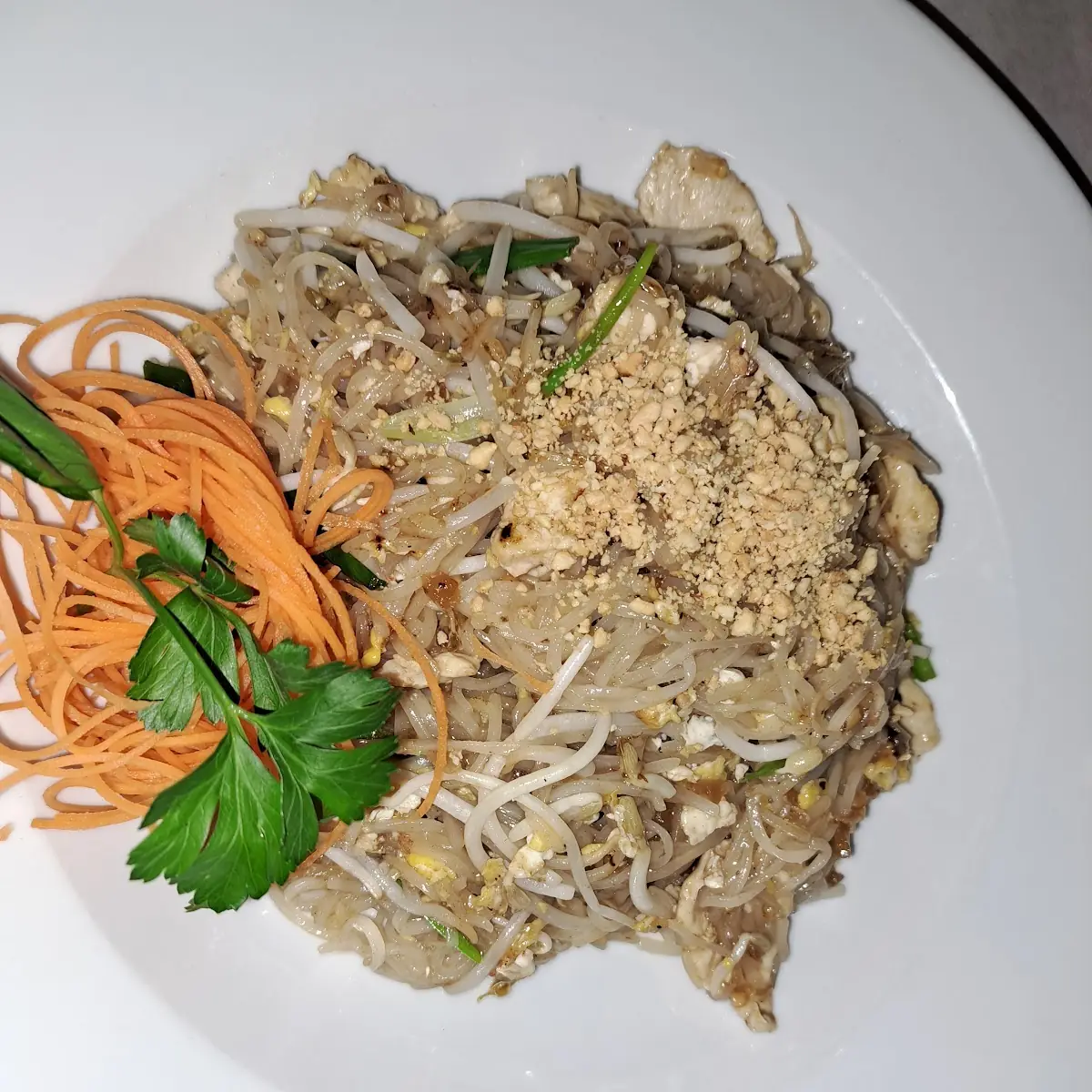 Chicken Pad Thai with Lime