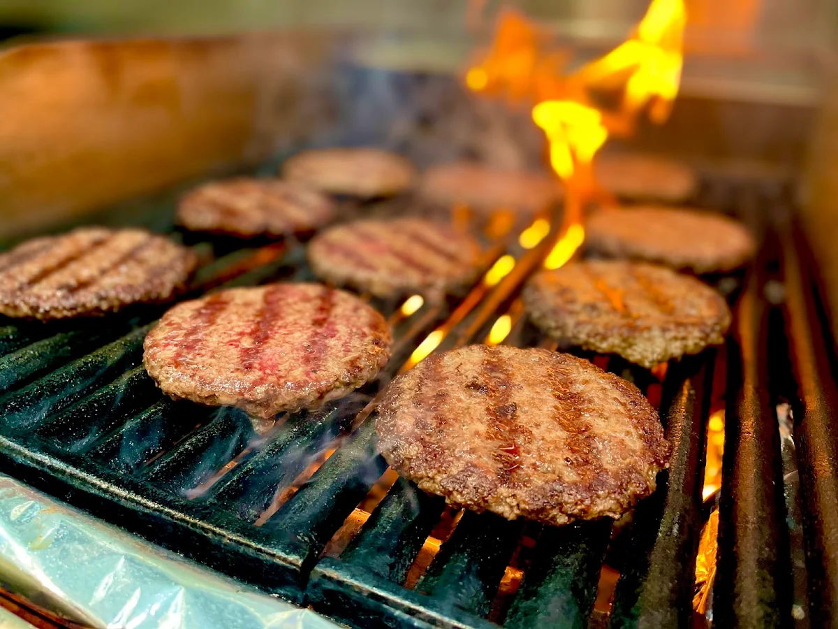 Burgers, 𝓟𝓲𝔃𝔃𝓪 𝓑𝓾𝓻𝓰𝓮𝓻 𝓙𝓸𝓲𝓷𝓽