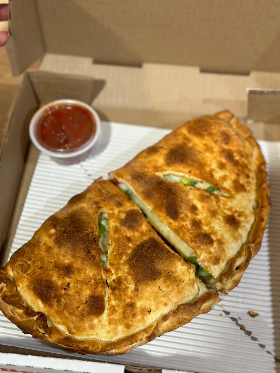 Deluxe Calzone, 𝓟𝓲𝔃𝔃𝓪 𝓑𝓾𝓻𝓰𝓮𝓻 𝓙𝓸𝓲𝓷𝓽