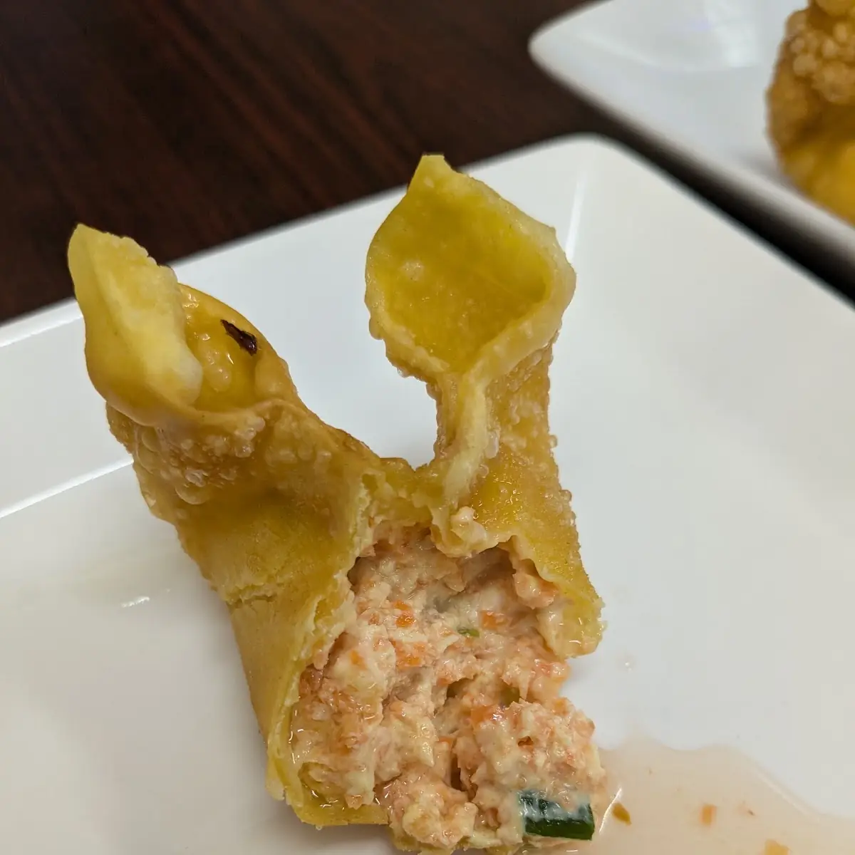 Six Pieces Crab Rangoon