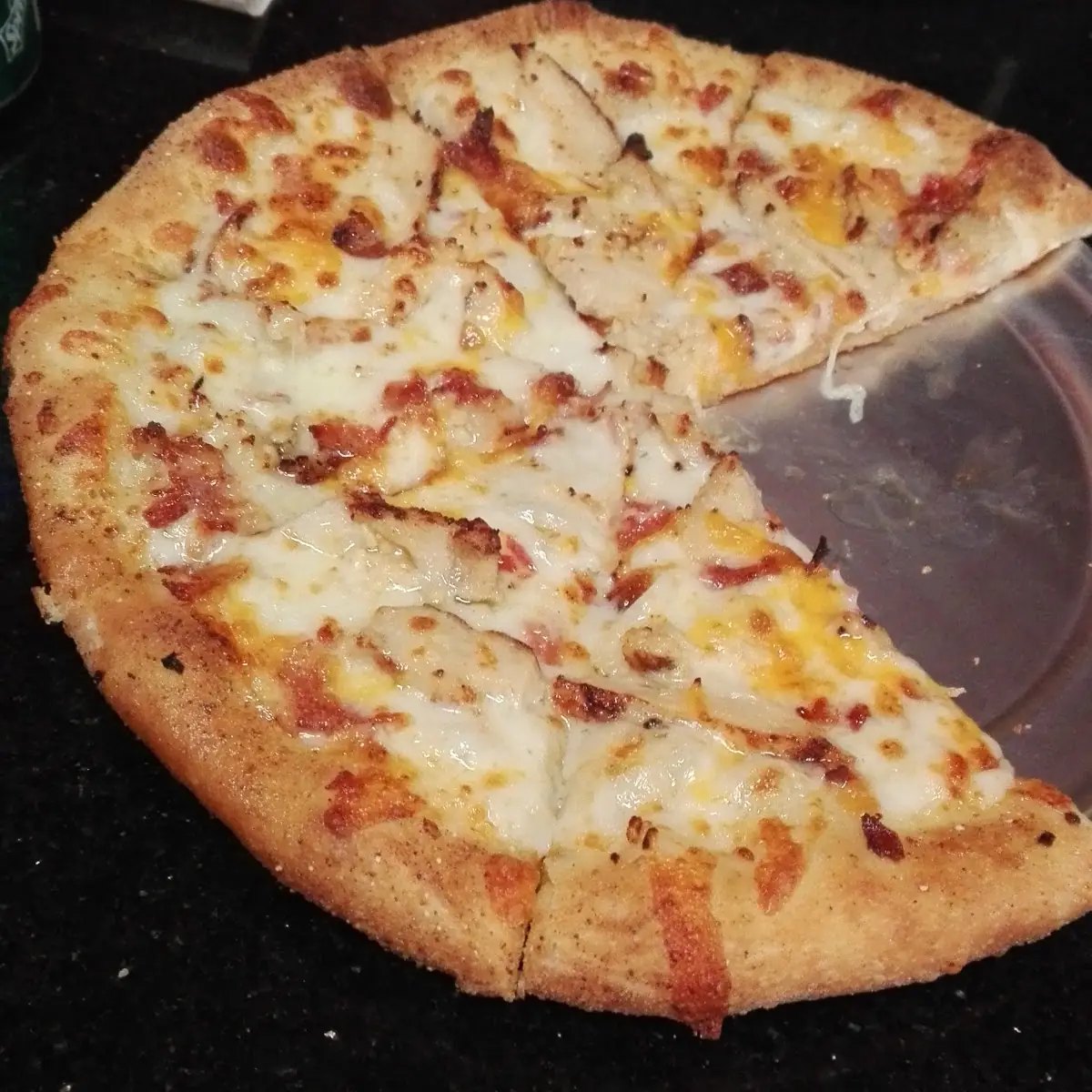 Garlic Chicken Pizza
