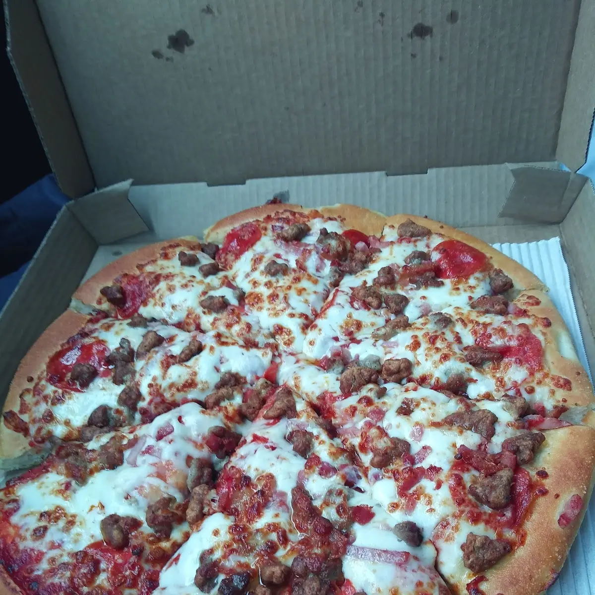 Medium Meat Lovers Pizza