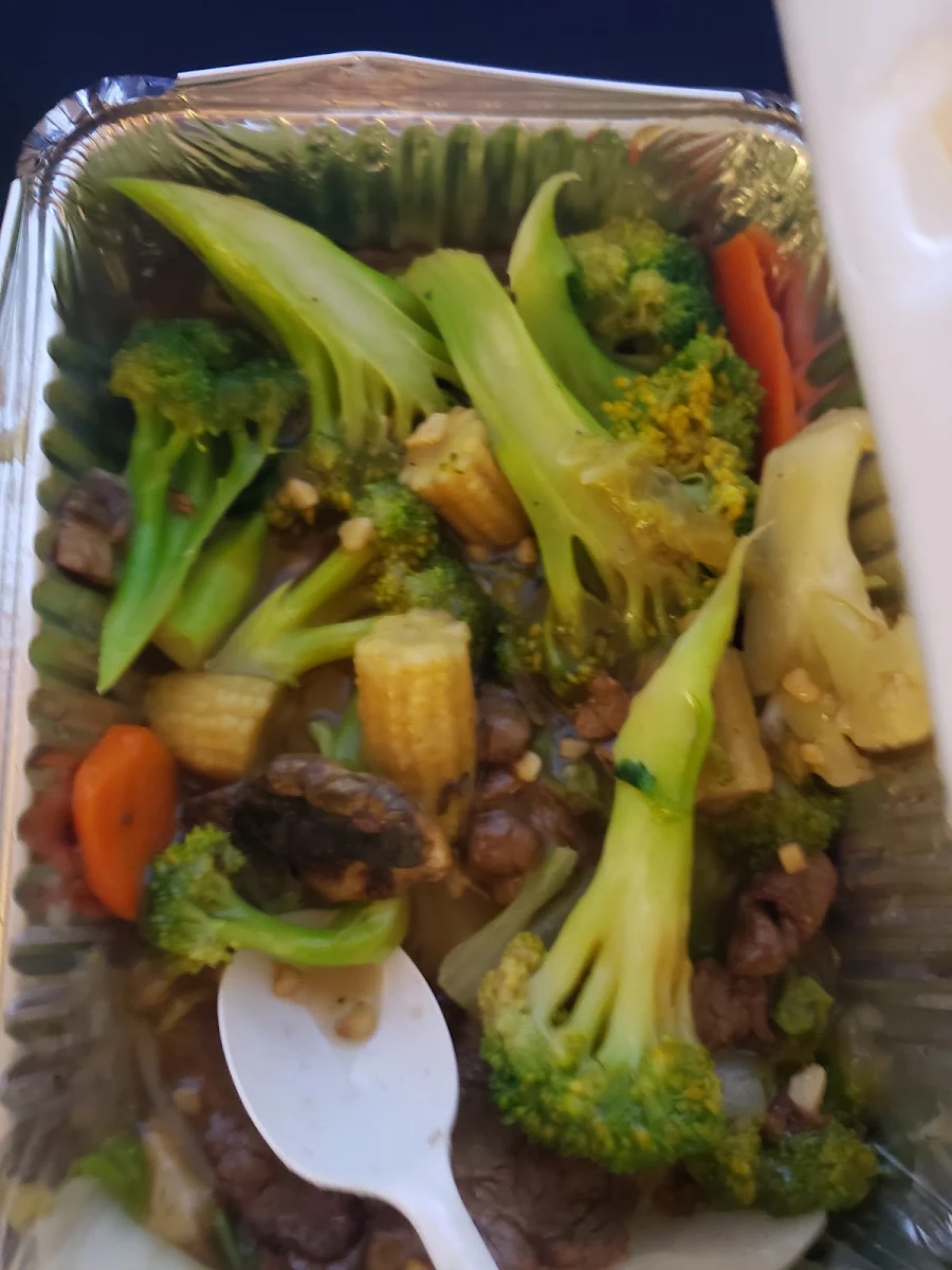 Beef and Broccoli, MeiMei Chinese Restaurant