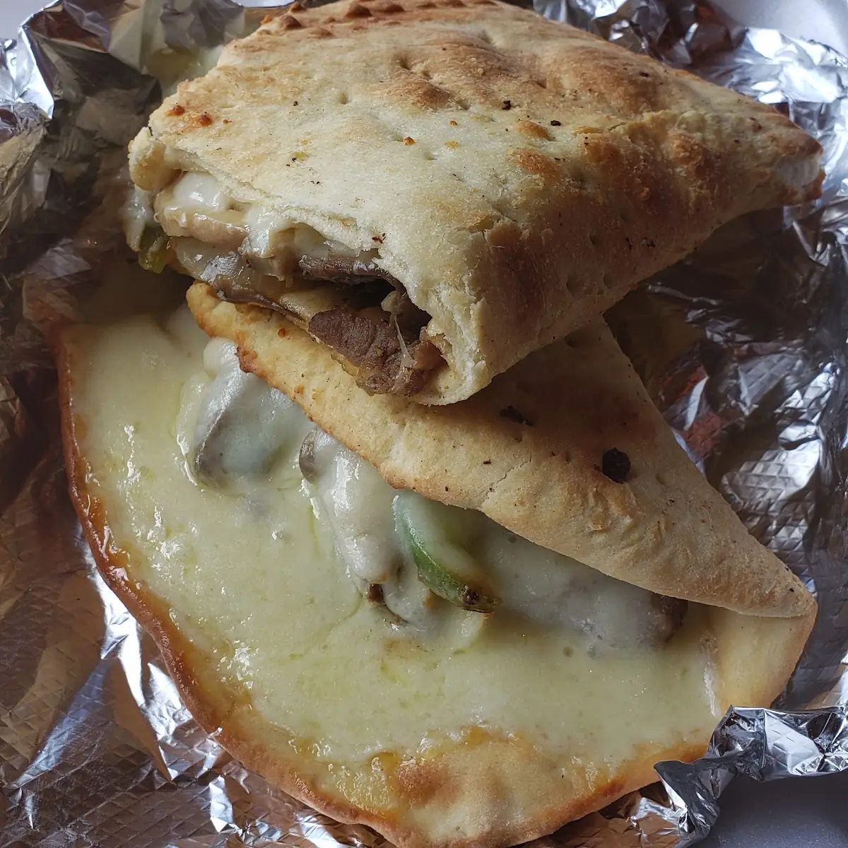 Philly Cheesesteak Flatbread