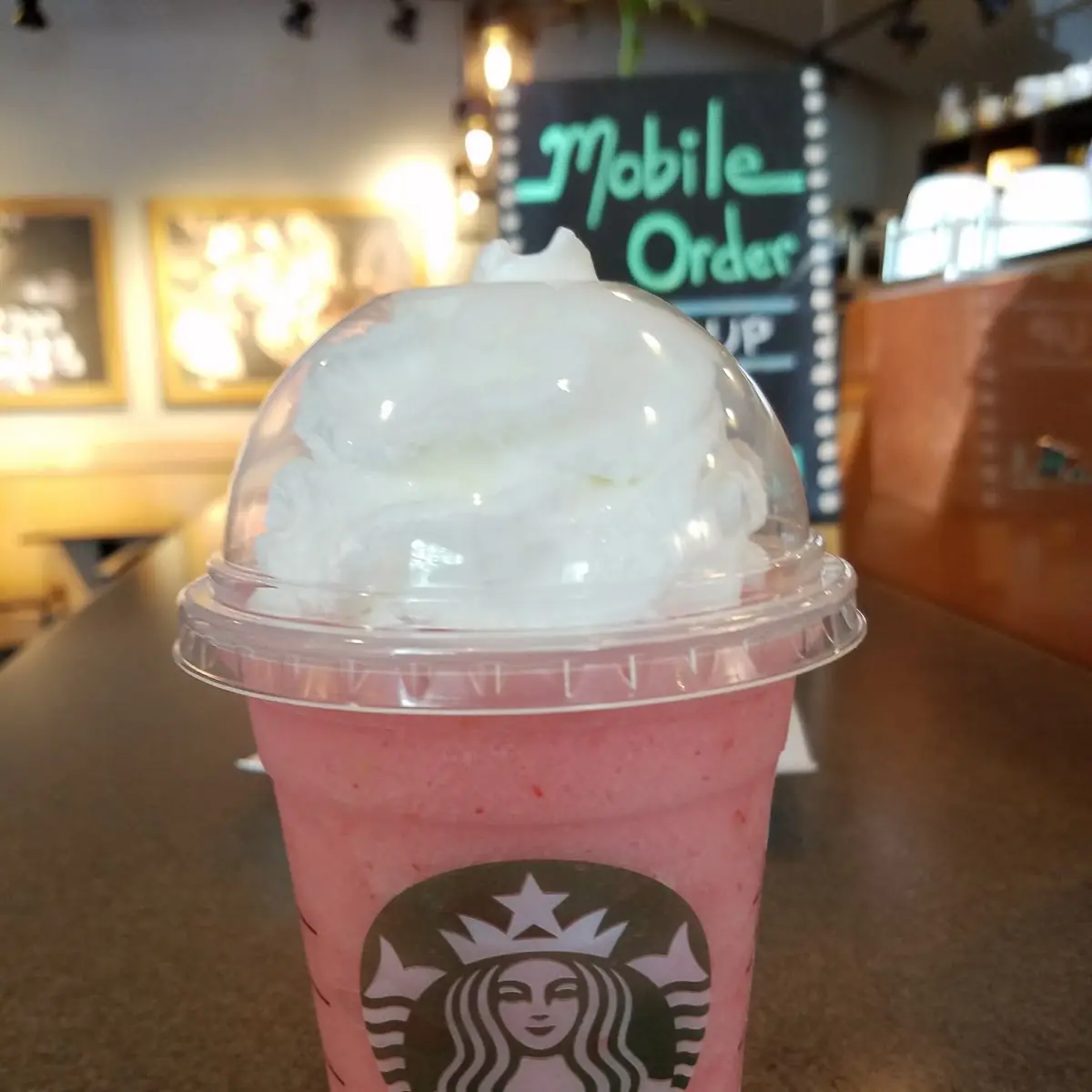 Unicorn Frappuccino Blended Crème