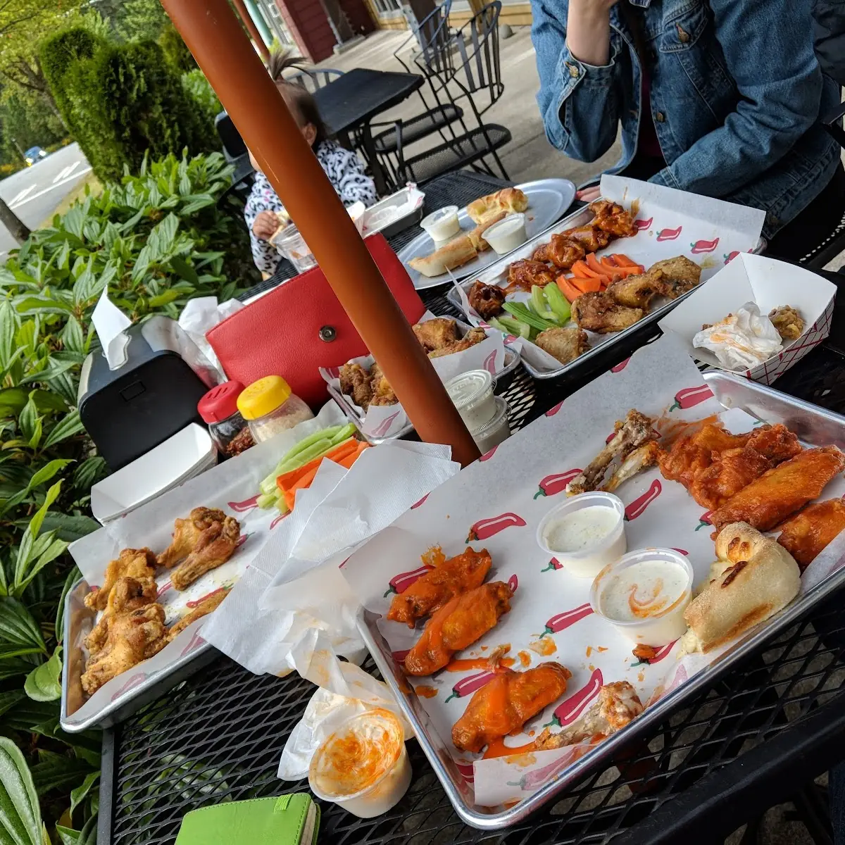Wings and Cheesy Garlic Bread