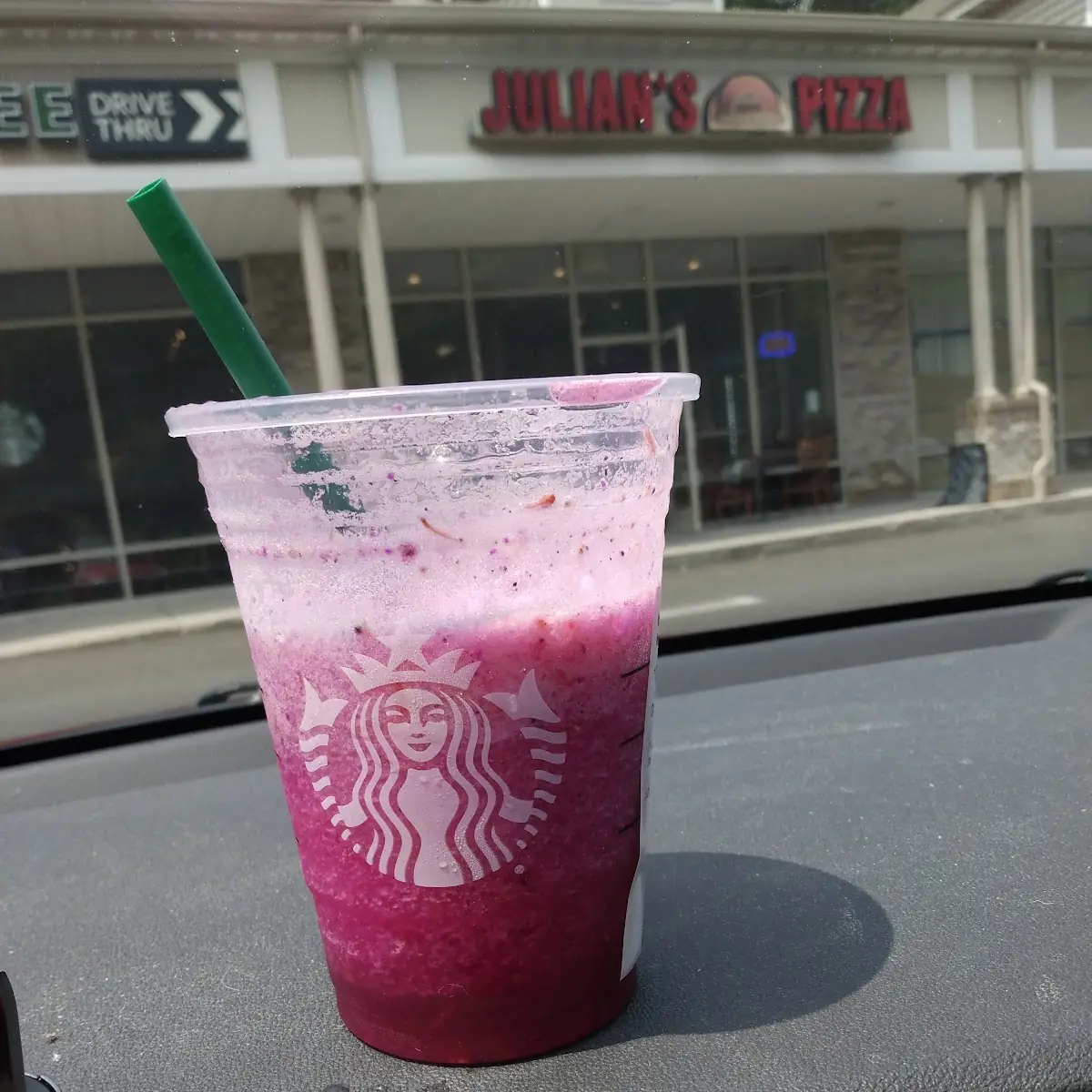 Dragon Fruit Frozen Lemonade