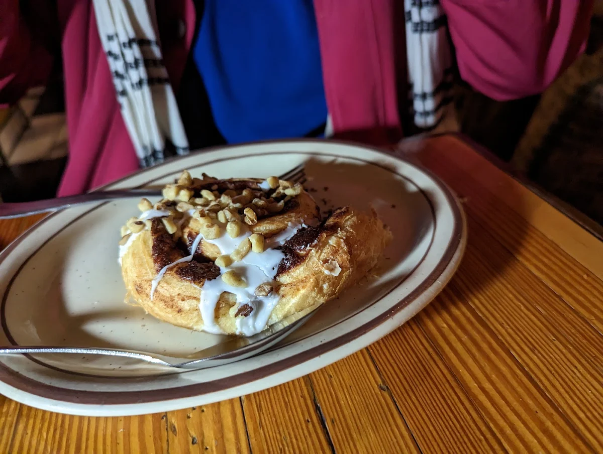Cinnamon Bun with Nuts