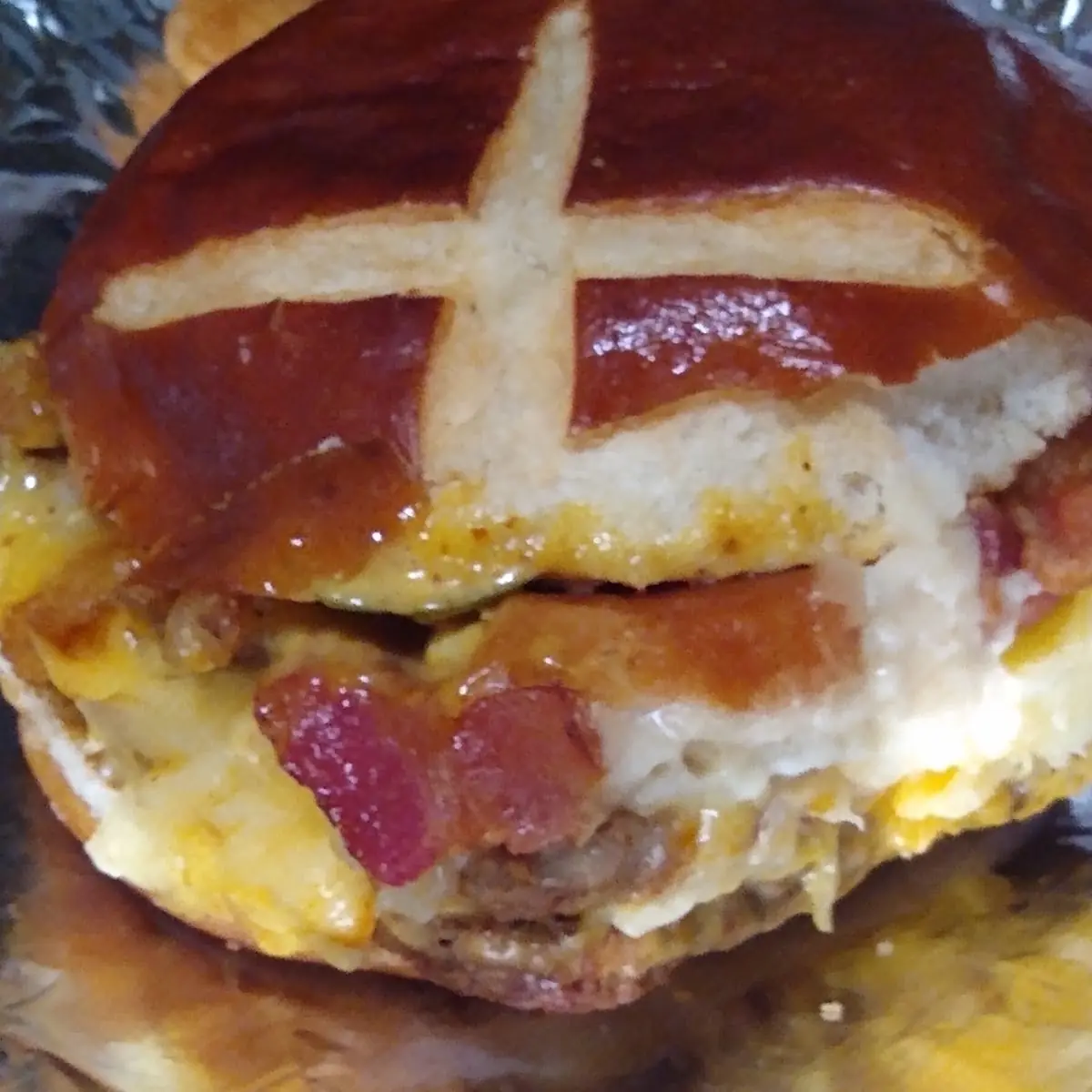 & Cheddar Pub Burger