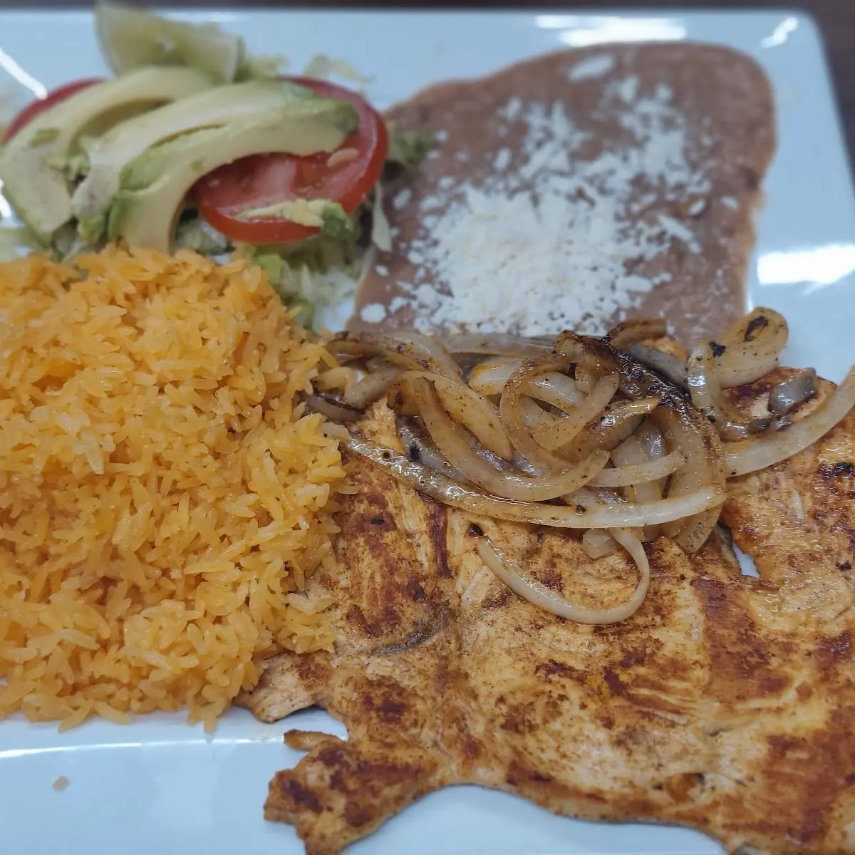 Pollo Chicken