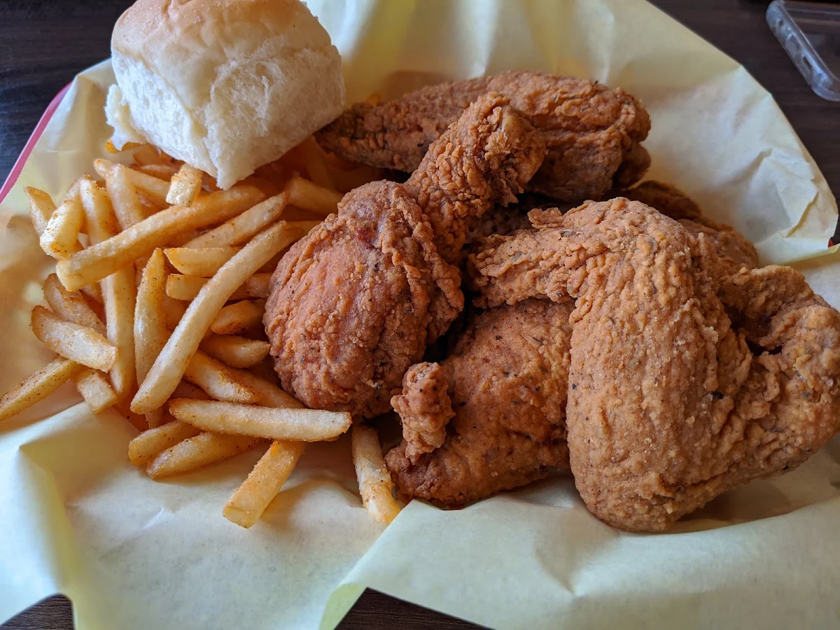 Kids Chicken Strips 3-pcs with Fries