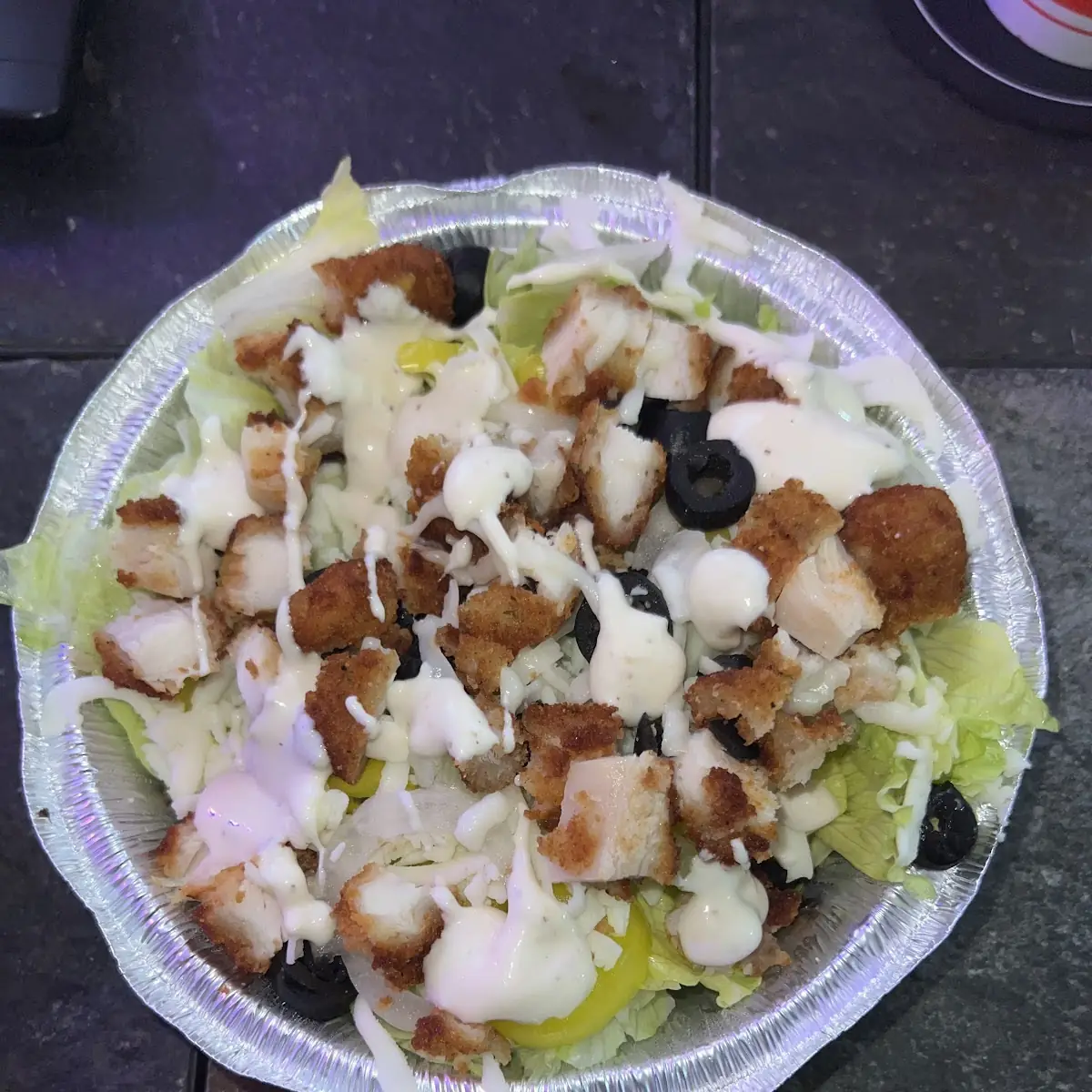 Salad w Caesar Dressing