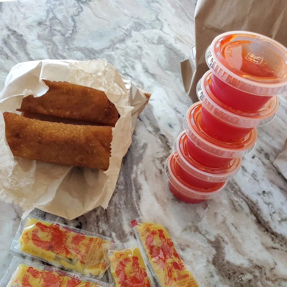 Eggroll with Sweet Sour Sauce