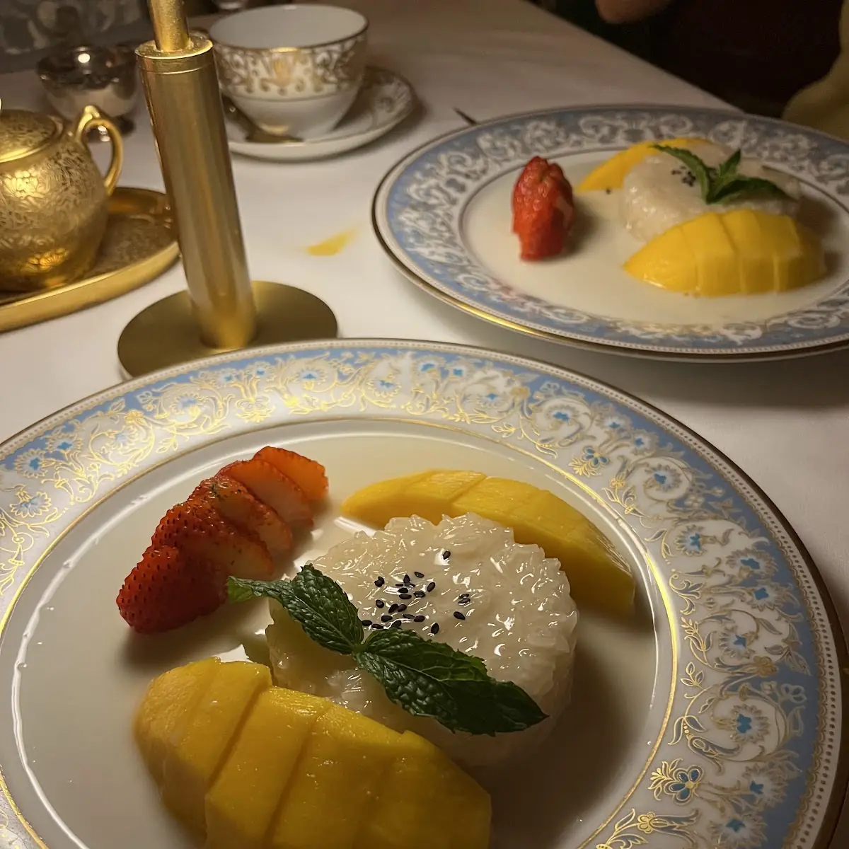 Mango Sticky Rice with Cream