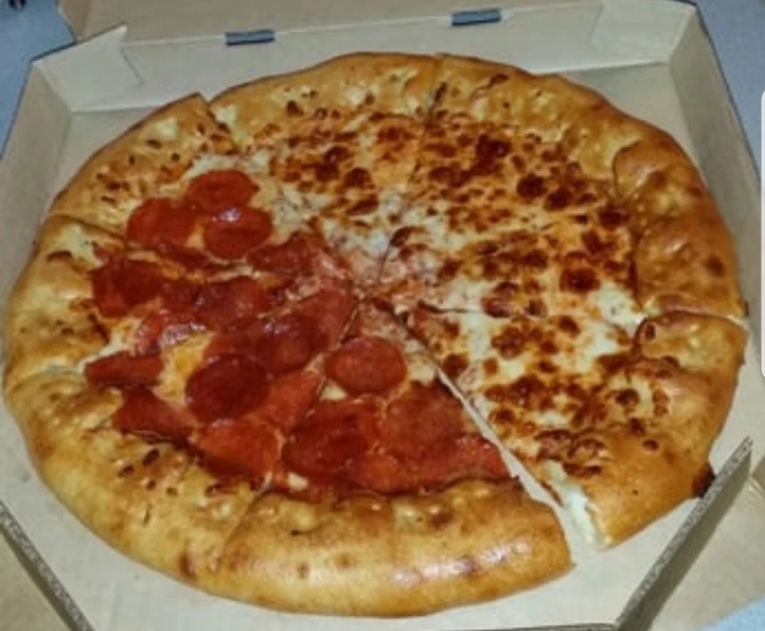 Half and Half Cheese and Pepperoni, Pizza Hut