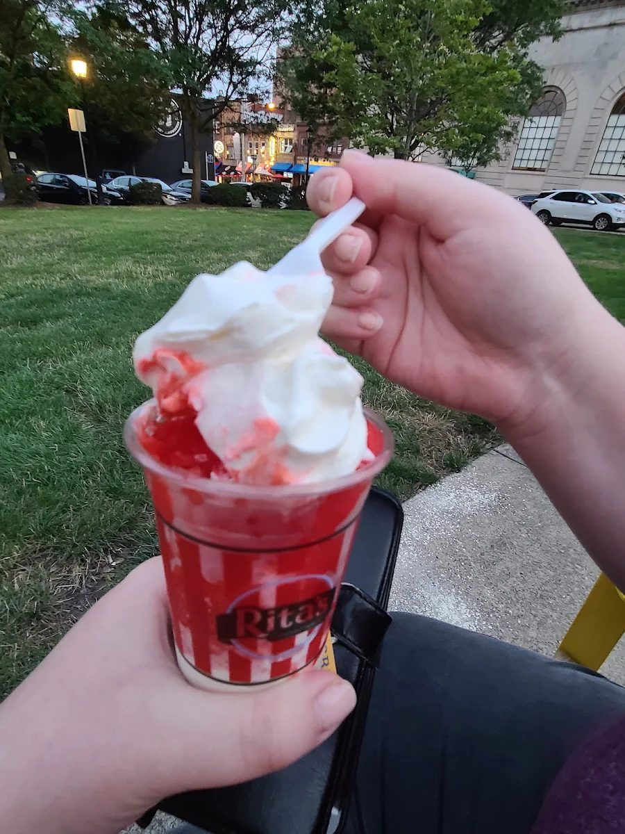 Strawberry Sundae