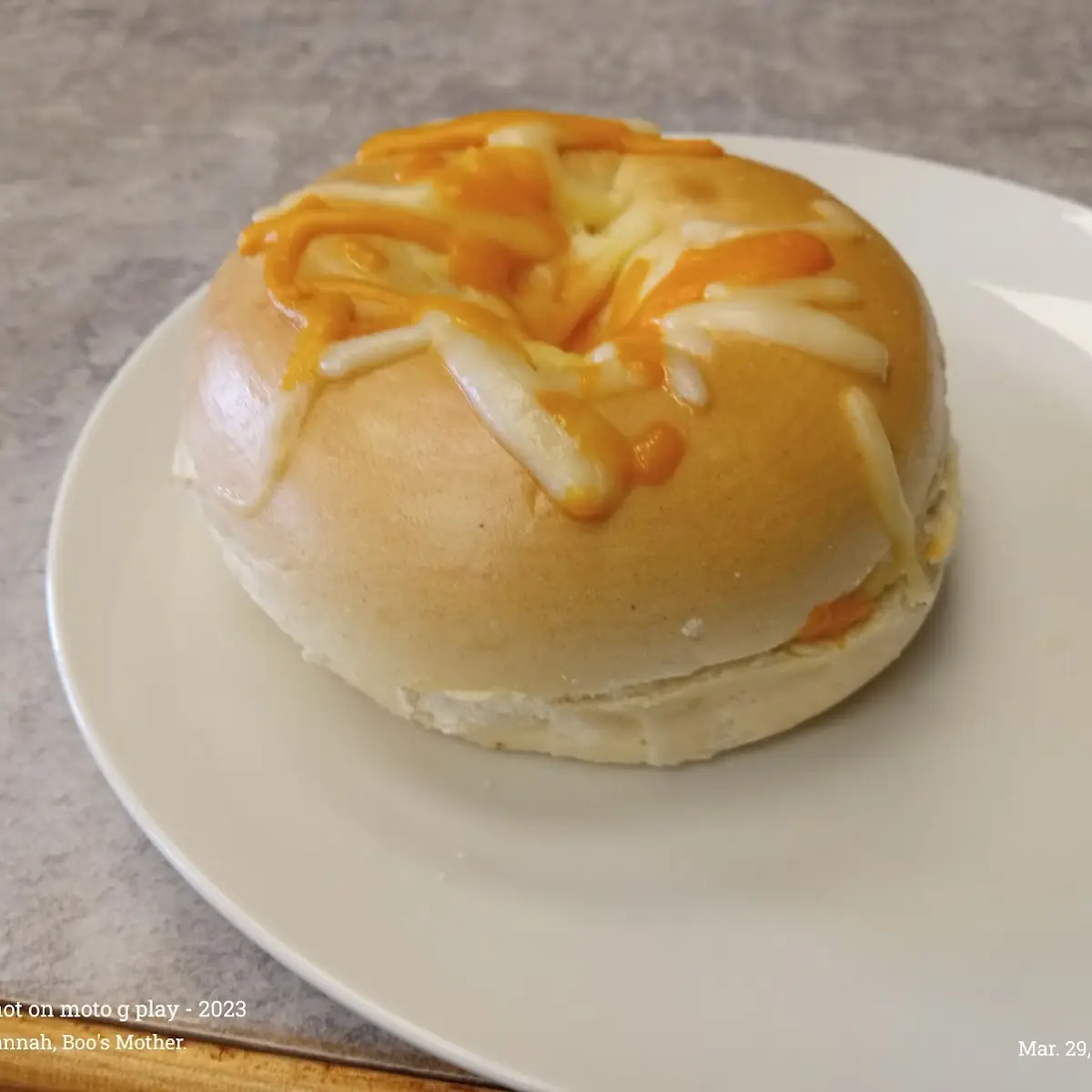 Cheese Bagel, V Cafe