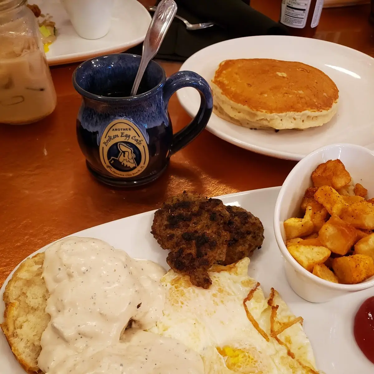 Biscuits & Gravy Platter
