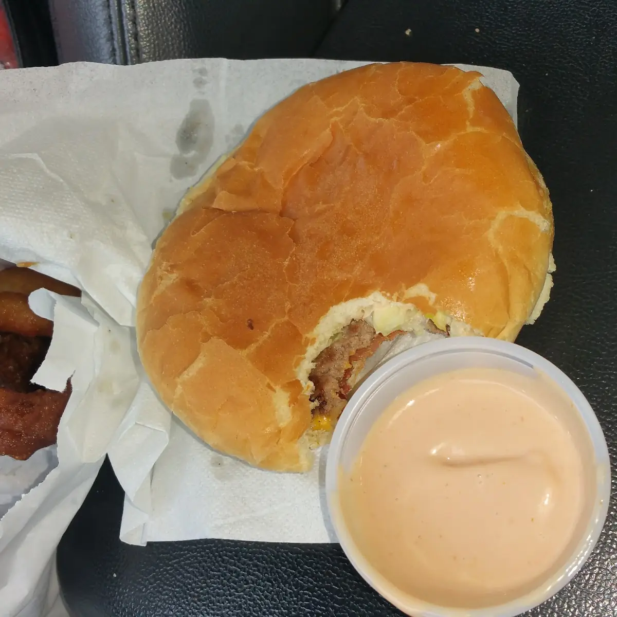 Bacon Cheeseburger with Fry Sauce