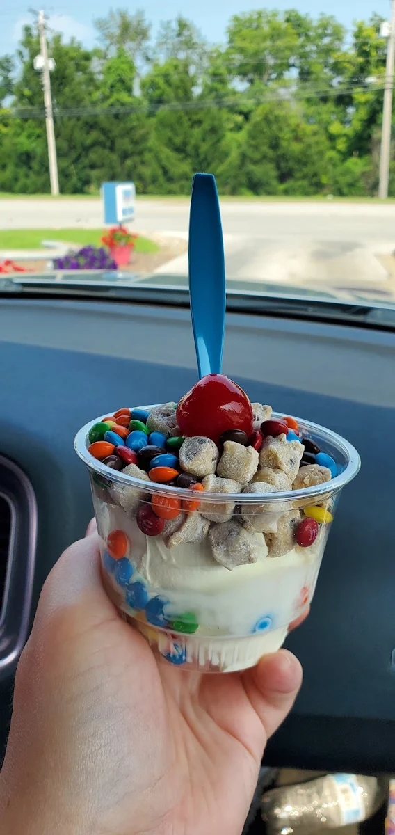 M&M Cookie Dough Sundae