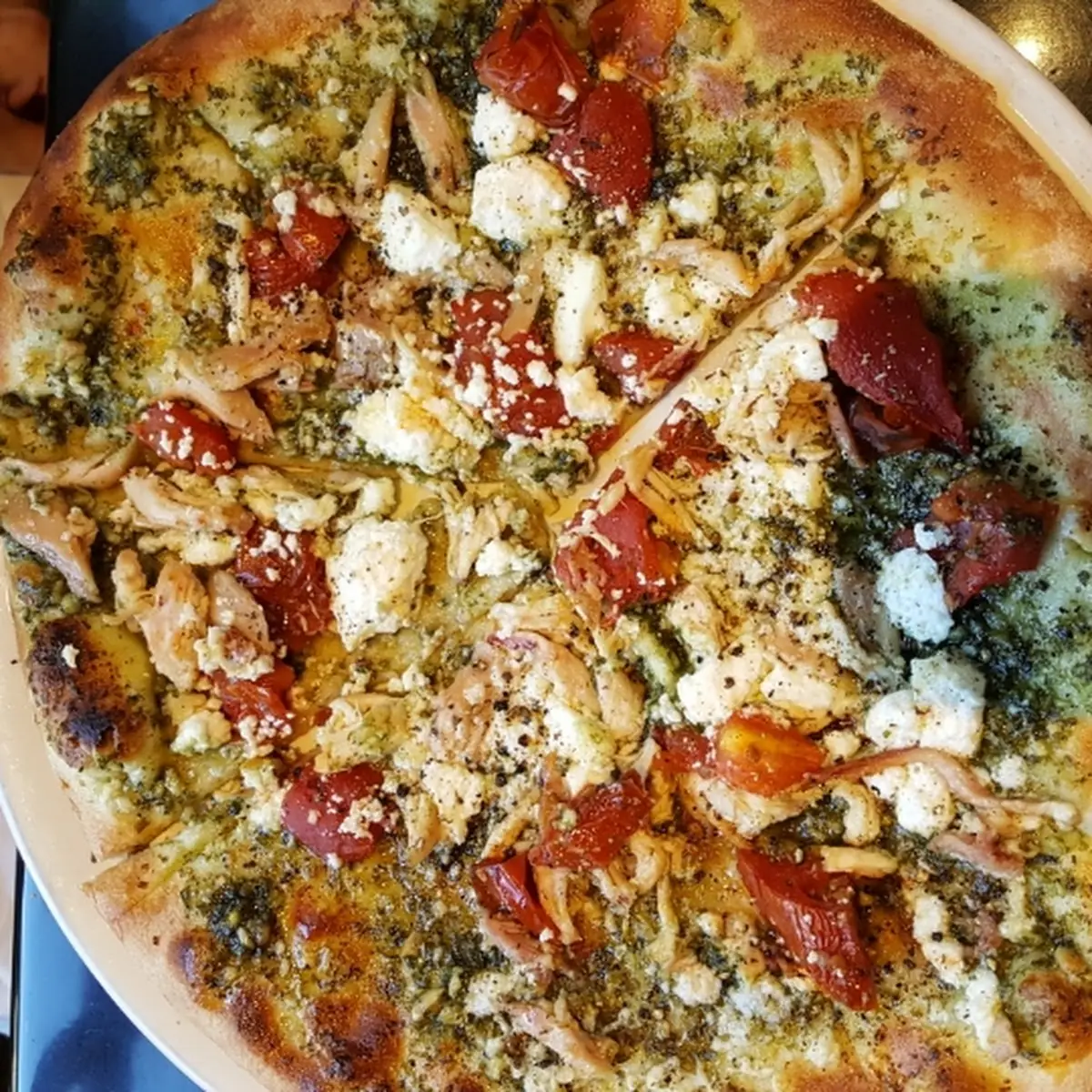 Dynamo Pizza, Wooden Heads Gourmet Pizza