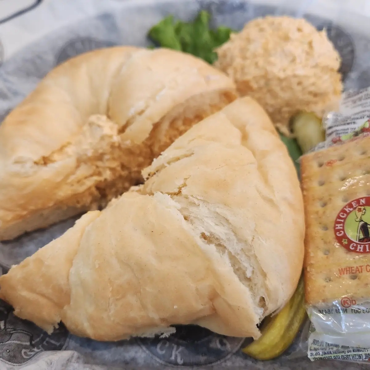 Buffalo Barclay on a Croissant