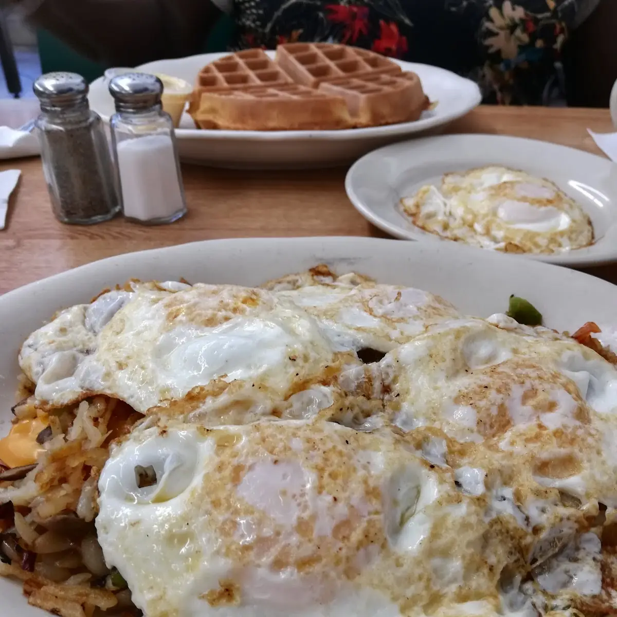Veggie Skillet Four Eggs