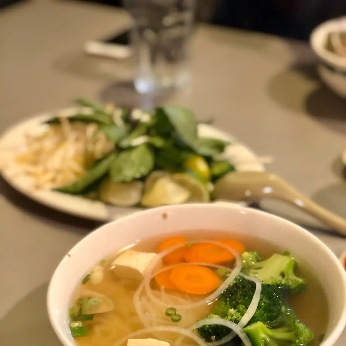 03. Pho Rare Steak / Tai & Tripe / Sach