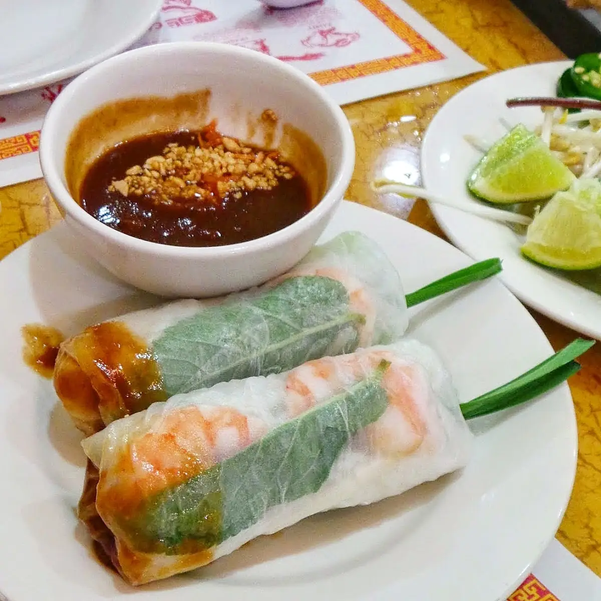 Shrimp Summer Rolls 2 pcs Goi Cuon