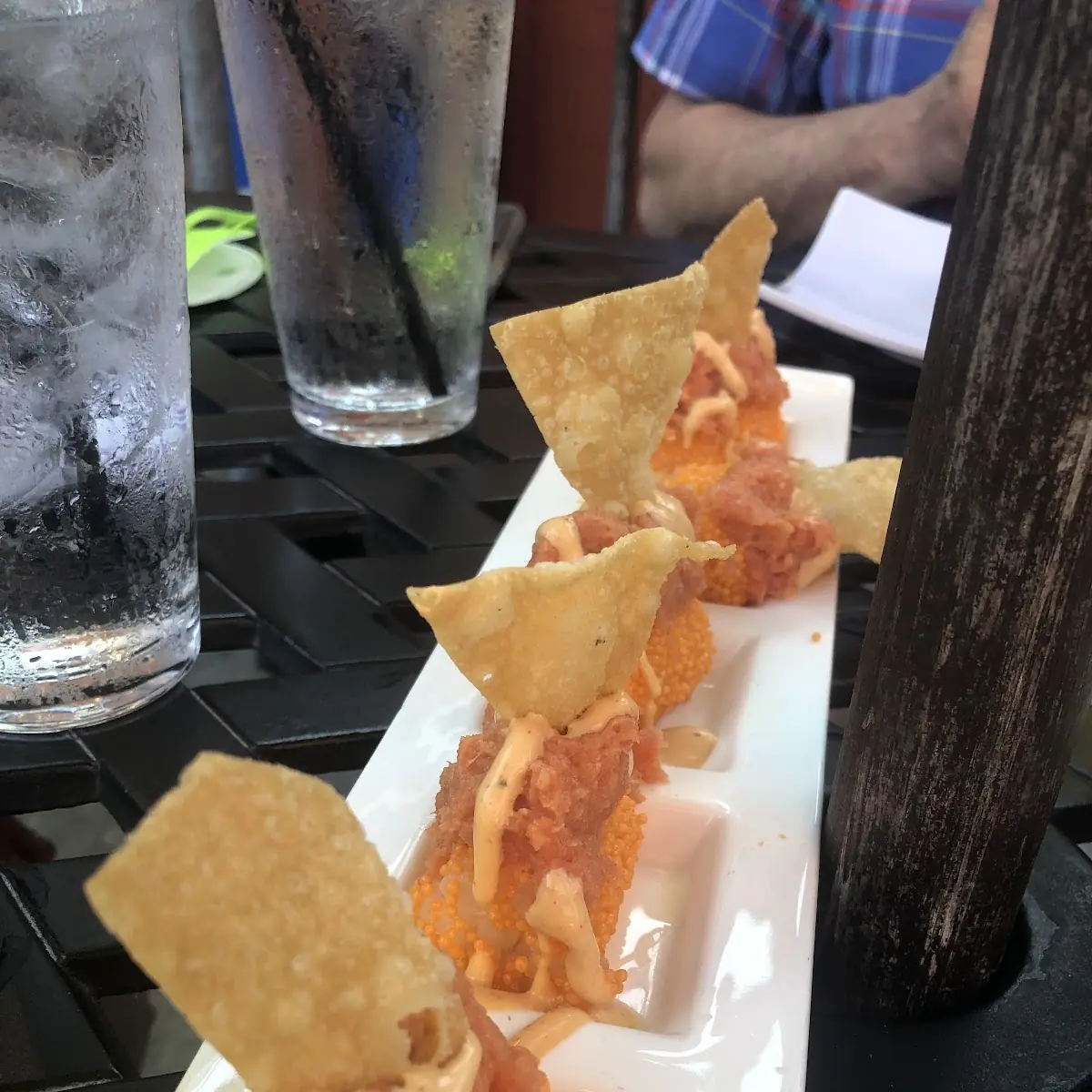 Spicy Ahi with Wonton Crisps