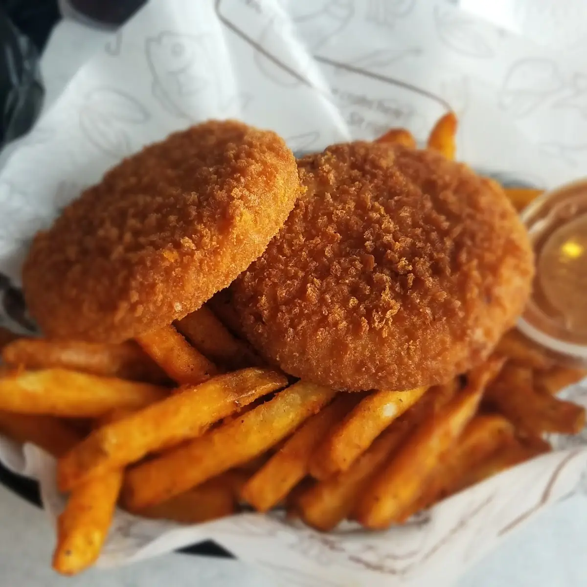 Crab Cakes with Fries