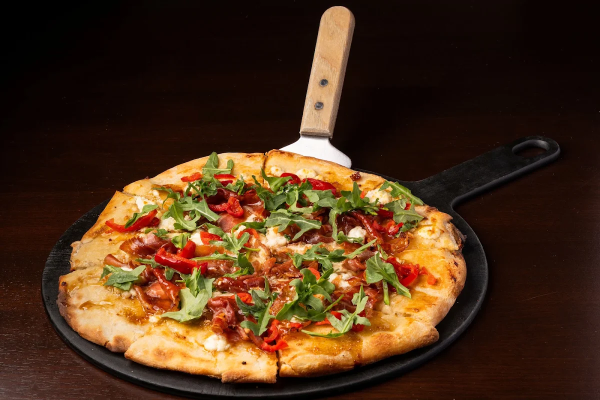 Firesmith Chicken Pizza